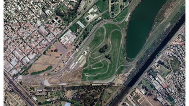 Image of Oscar and Juan Gálvez Car Racing Track